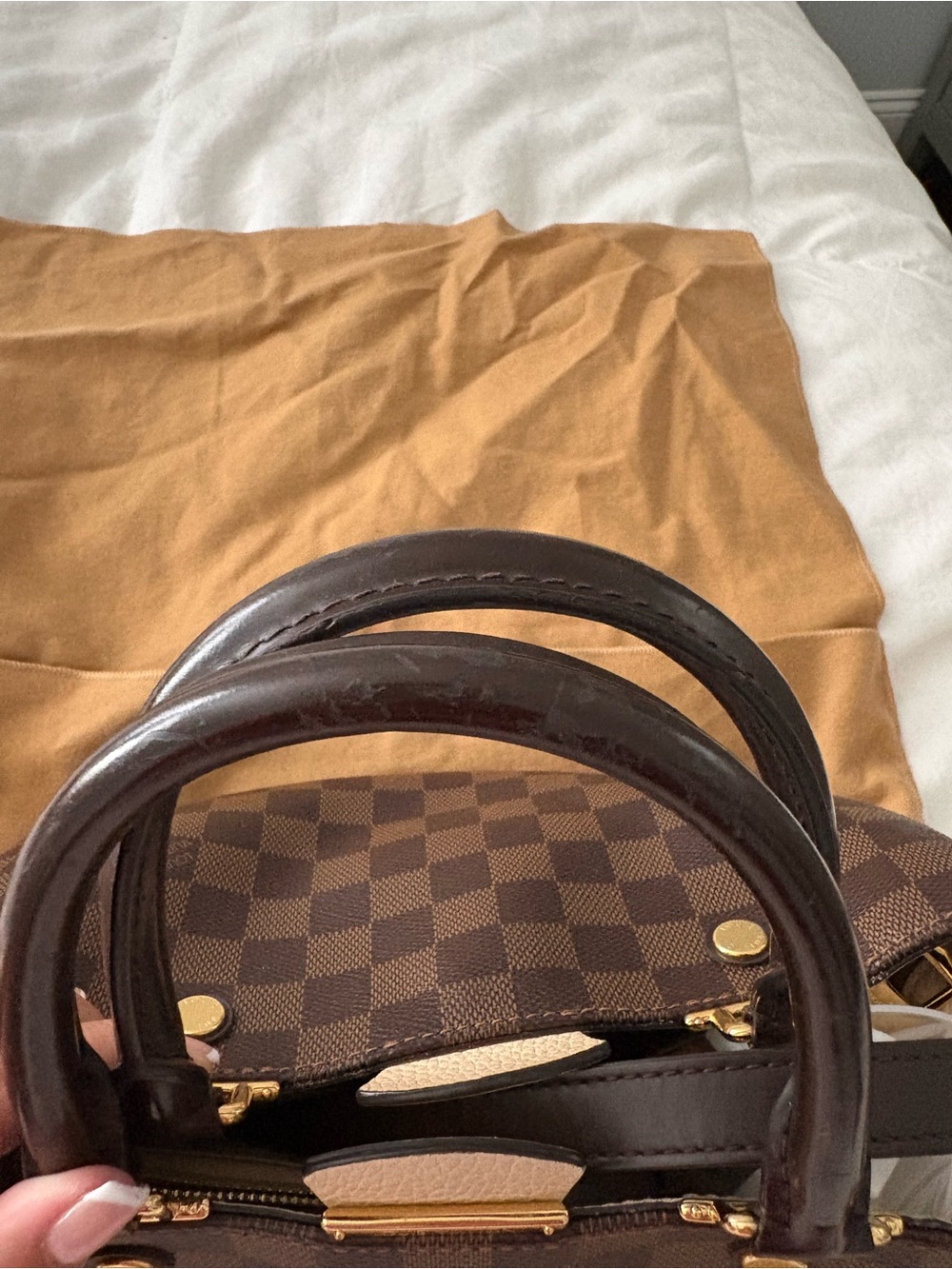 Authentic Louis Vuitton Brown Damier Canvas Bag with Gold Hardware - Picture 10 of 16